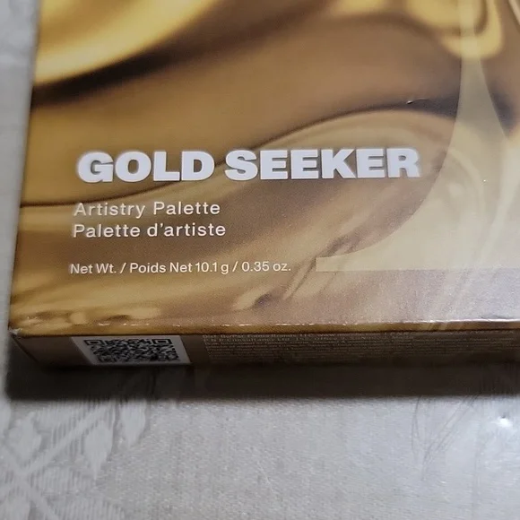 Morphe Rich & Foiled Artistry Palette - Picture 5 of 12